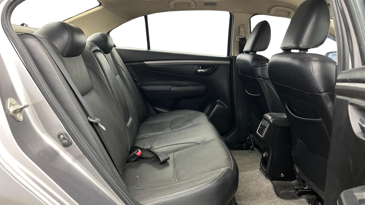 2016 Maruti Ciaz ZXI+ RS, Petrol, Manual, 1,03,516 km, Right Side Rear Door Cabin