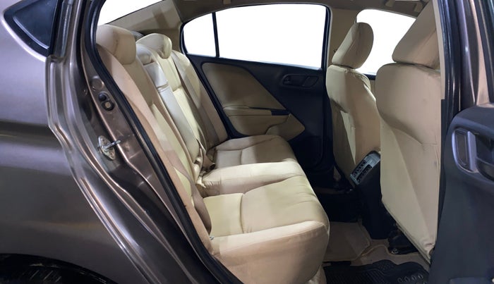 2016 Honda City SV MT PETROL, Petrol, Manual, 99,323 km, Right Side Rear Door Cabin
