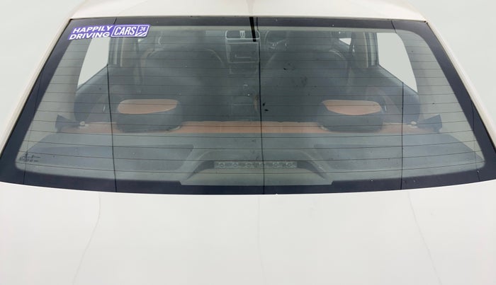 2016 Volkswagen Ameo HIGHLINE1.5L, Diesel, Manual, 1,12,892 km, Rear Windshield