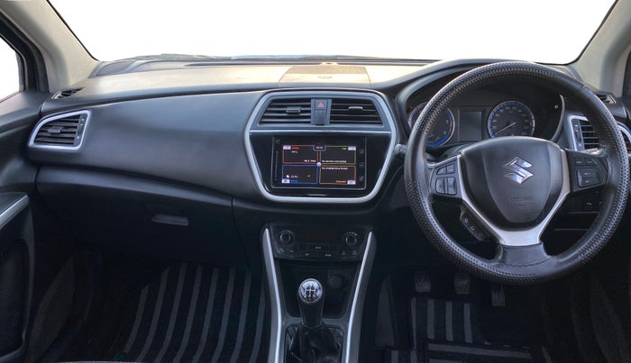 2015 Maruti S Cross ZETA 1.3, Diesel, Manual, 1,06,061 km, Dashboard