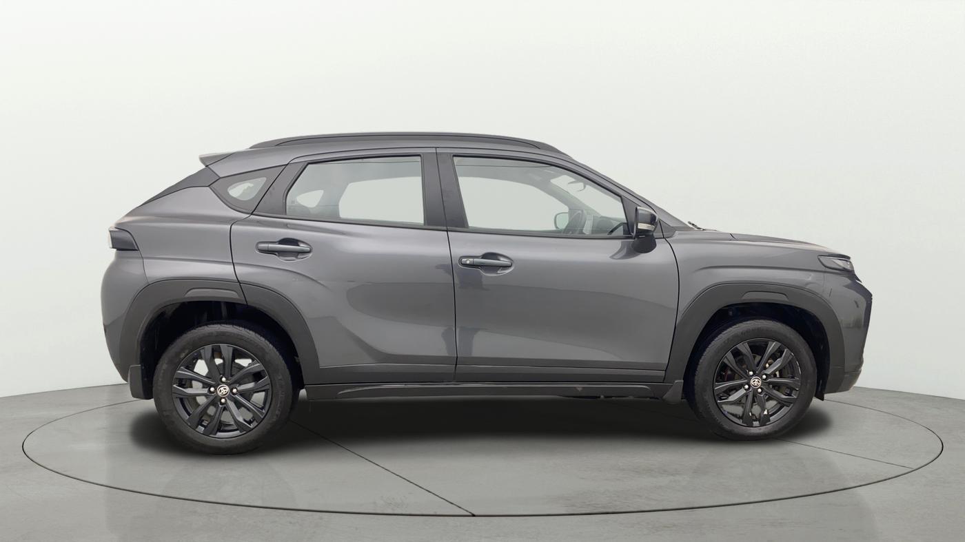 2024 Toyota Urban Cruiser Taisor S Plus 1.2 Petrol AMT, Petrol, Automatic, 29,273 km, Right Side View
