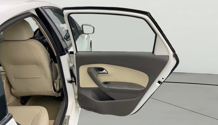 2013 Volkswagen Vento HIGHLINE 1.6 MPI, Petrol, Manual, 69,541 km, RHS Rear Door