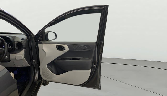 2023 Hyundai GRAND I10 NIOS ERA 1.2 KAPPA VTVT, Petrol, Manual, 12,782 km, RHS Front Door