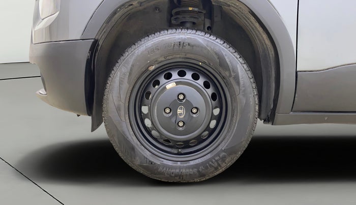 2023 Tata PUNCH PURE RHYTHM PACK MT, Petrol, Manual, 11,579 km, Left Front Wheel