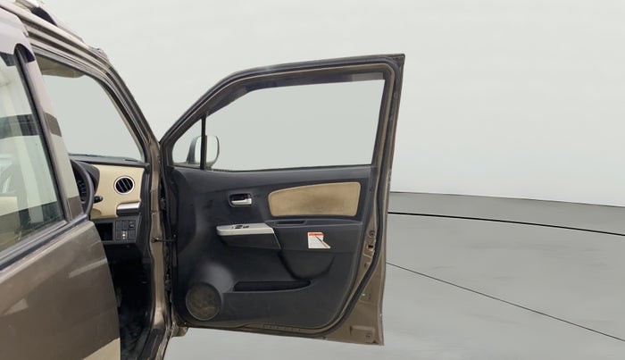 2018 Maruti Wagon R 1.0 LXI CNG, CNG, Manual, 97,067 km, RHS Front Door