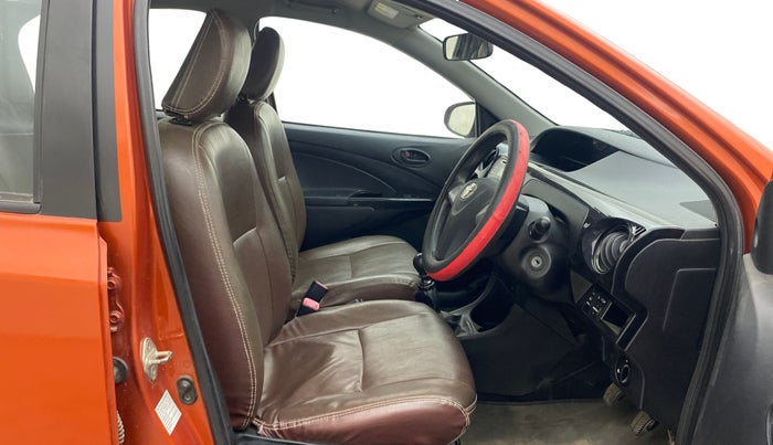 2017 Toyota Etios GD, Diesel, Manual, 86,895 km, Right Side Front Door Cabin