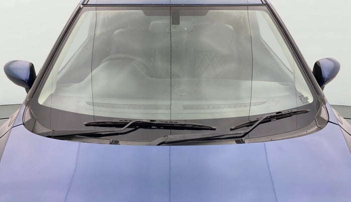 2016 Maruti Baleno ZETA PETROL 1.2, Petrol, Manual, 1,04,538 km, Front Windshield