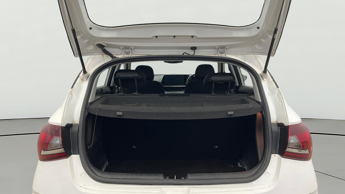 2022 Hyundai NEW I20 ASTA (O) 1.2 MT, Petrol, Manual, 37,001 km, Boot Open Zoomed View