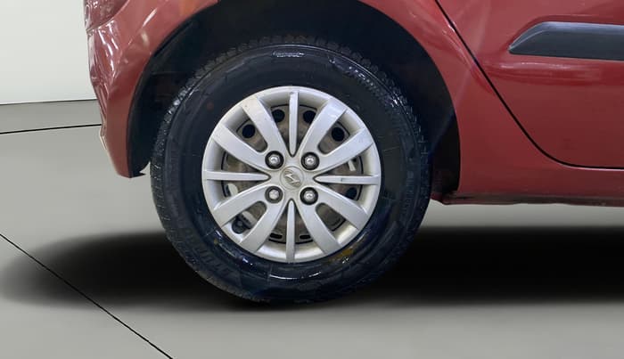 2013 Hyundai i10 MAGNA 1.1, Petrol, Manual, 60,325 km, Right Rear Wheel
