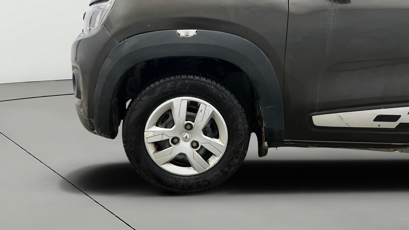 2018 Renault Kwid RXL 1.0 AMT, CNG, Automatic, 64,078 km, Left Front Wheel