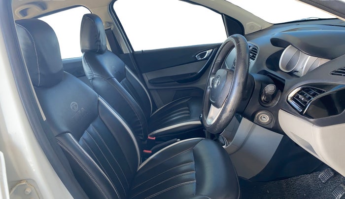 2017 Tata Tiago XZ PETROL, Petrol, Manual, 65,421 km, Right Side Front Door Cabin