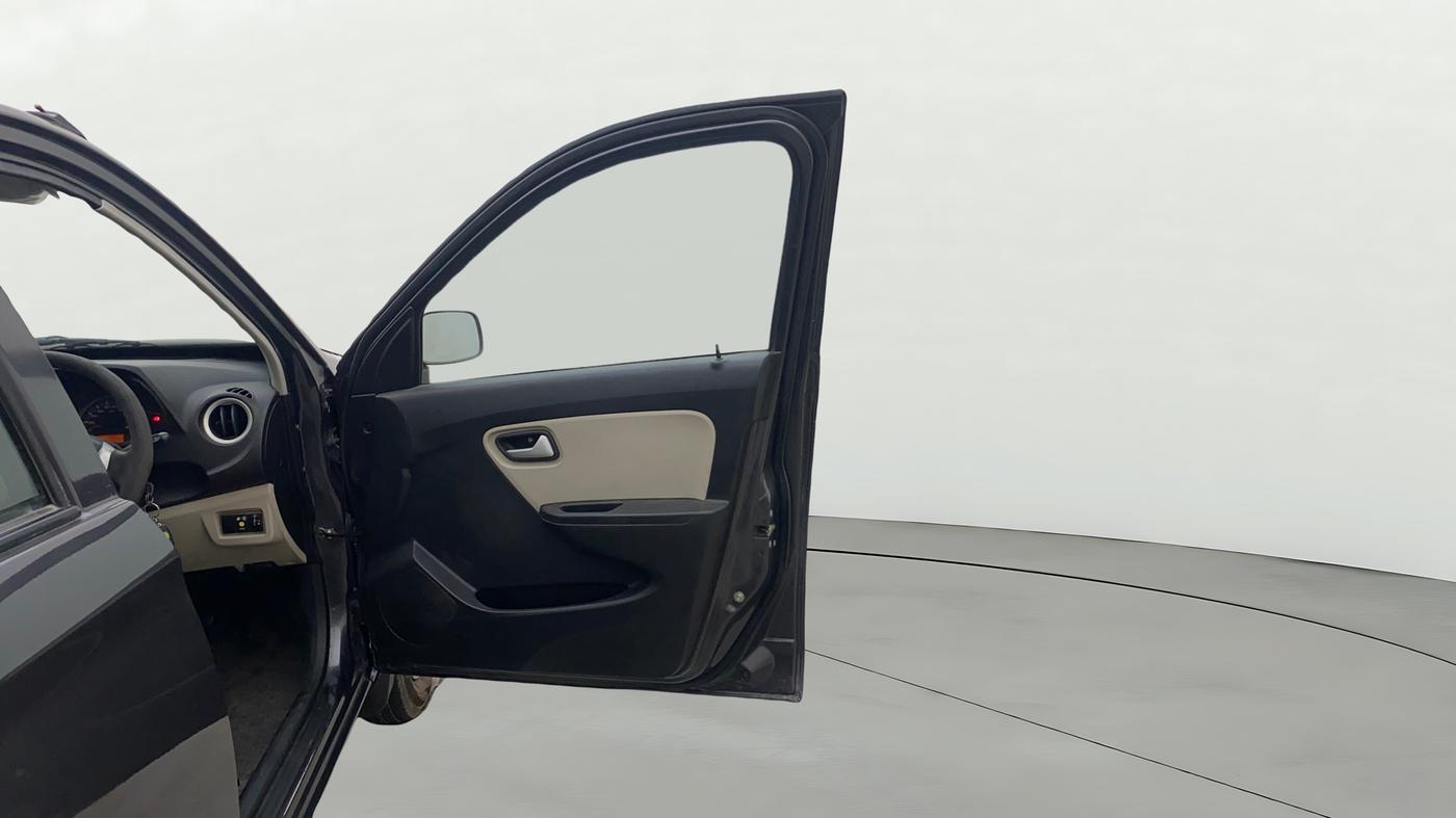 2021 Maruti Alto LXI CNG, CNG, Manual, 82,569 km, RHS Front Door