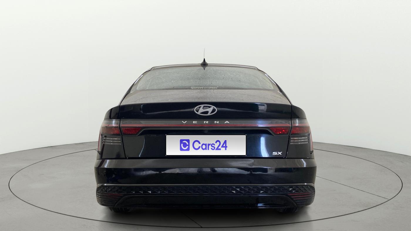 2023 Hyundai Verna SX(O) 1.5 MPI IVT , Petrol, Automatic, 57,882 km, Back/Rear