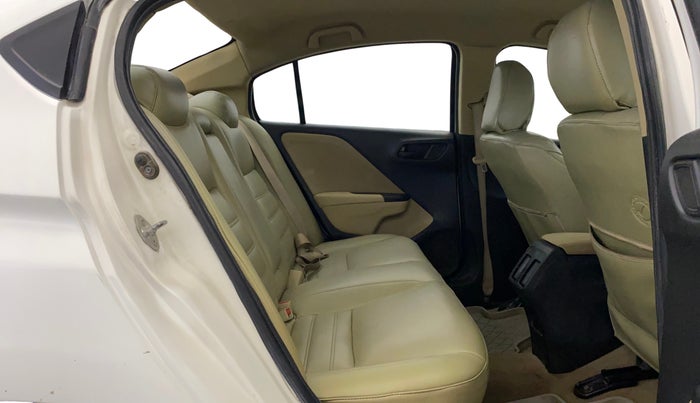 2014 Honda City 1.5L I-VTEC SV, CNG, Manual, 1,02,780 km, Right Side Rear Door Cabin