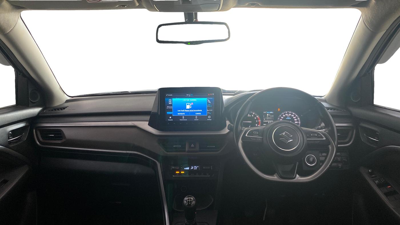 2022 Maruti BREZZA ZXI + SMART HYBRID, Petrol, Manual, 21,484 km, Dashboard