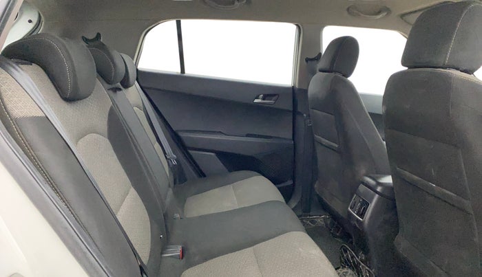 2016 Hyundai Creta SX PLUS AT 1.6 PETROL, Petrol, Automatic, 86,100 km, Right Side Rear Door Cabin