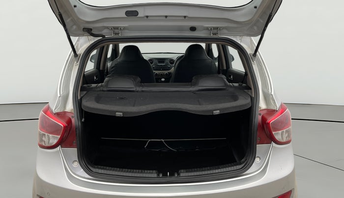 2016 Hyundai Grand i10 SPORTZ 1.2 KAPPA VTVT, Petrol, Manual, 67,082 km, Boot Open Zoomed View