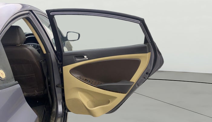 2016 Hyundai Verna 1.6 VTVT SX, Petrol, Manual, 64,510 km, RHS Rear Door