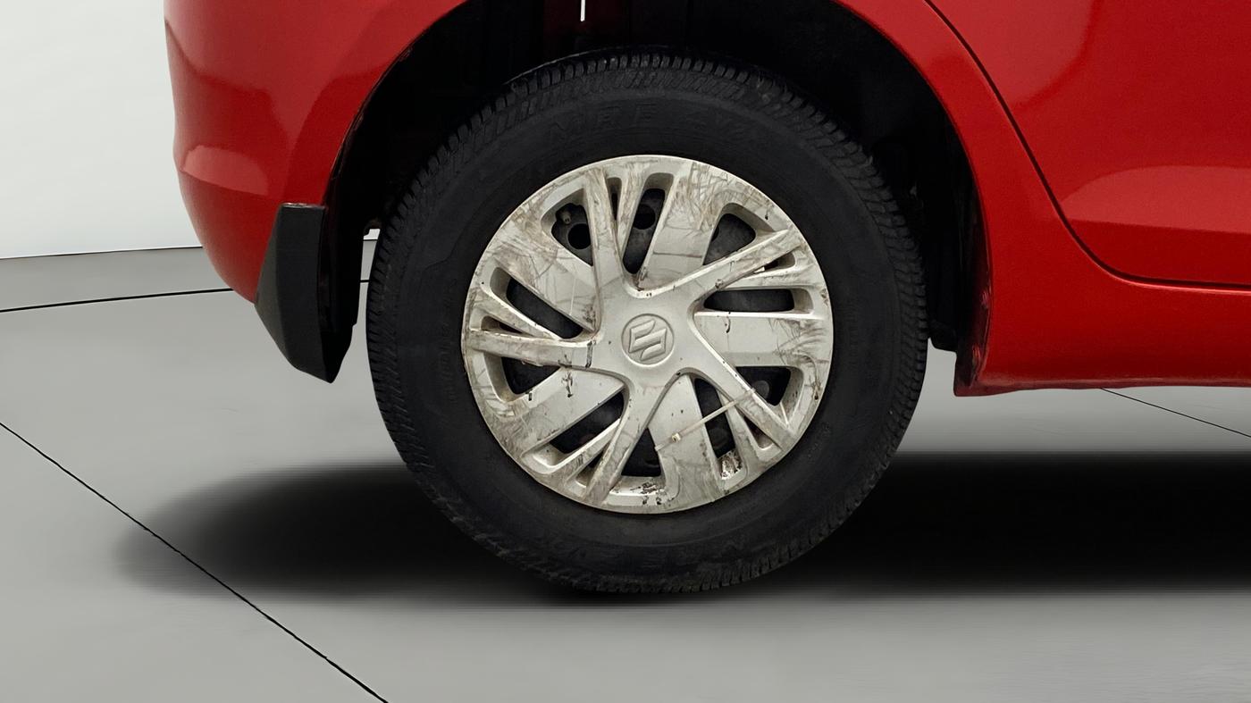 2017 Maruti Swift VXI, Petrol, Manual, 29,558 km, Right Rear Wheel