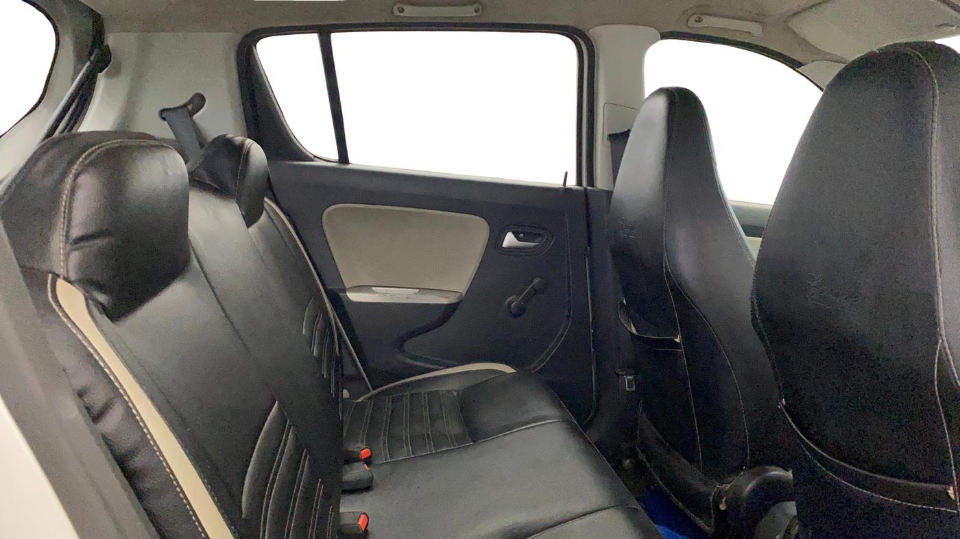 2016 Maruti Alto K10 VXI, Petrol, Manual, 79,284 km, Right Side Rear Door Cabin