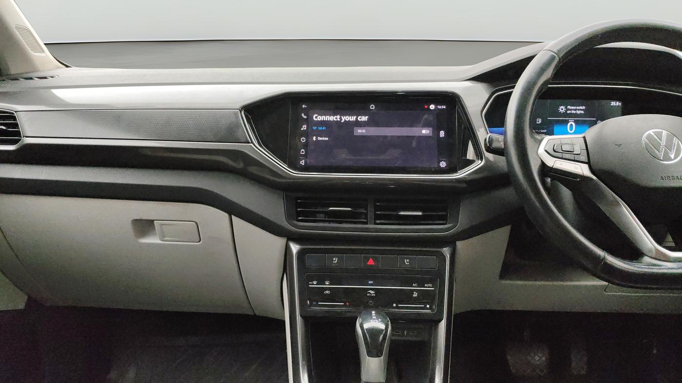 2021 Volkswagen TAIGUN TOPLINE 1.0 TSI AT, Petrol, Automatic, 1,04,202 km, Air Conditioner