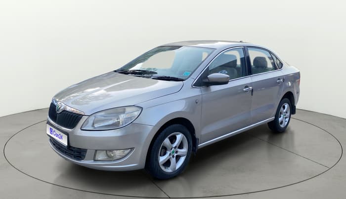2012 Skoda Rapid ELEGANCE 1.6 MPI AT, Petrol, Automatic, 38,001 km, Left Front Diagonal