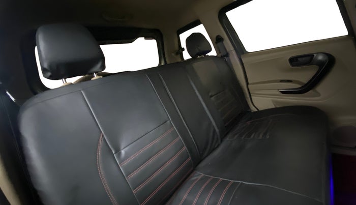 2022 Mahindra BOLERO NEO N 4, Diesel, Manual, 52,041 km, Right Side Rear Door Cabin