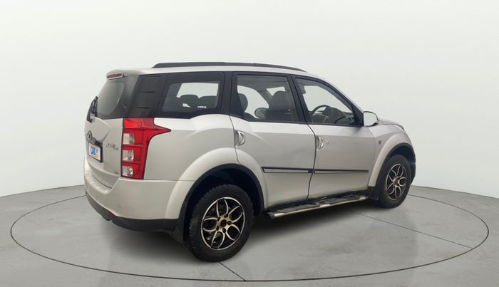 2015 Mahindra XUV500 W6, Diesel, Manual, 1,33,678 km, Right Back Diagonal