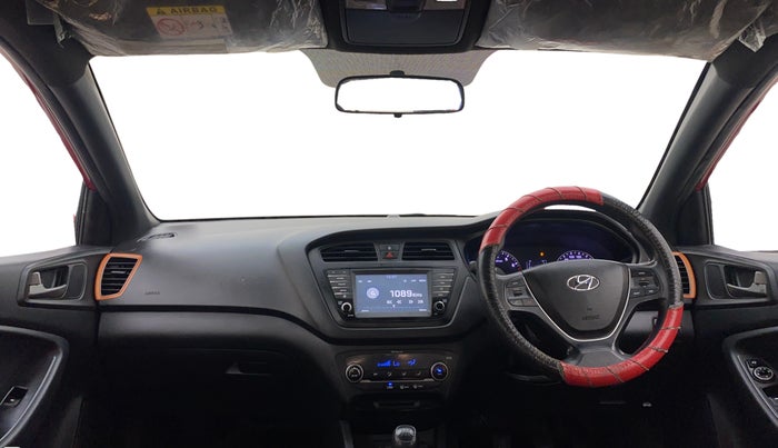 2017 Hyundai Elite i20 ASTA 1.2 DUAL TONE, Petrol, Manual, 1,17,862 km, Dashboard