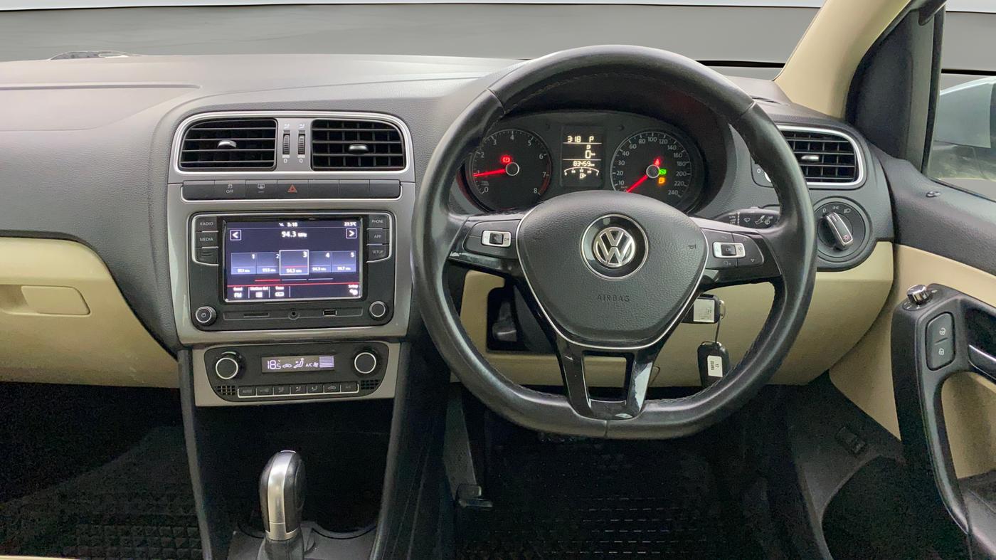 2022 Volkswagen Vento HIGHLINE PLUS 1.0L TSI AT, Petrol, Automatic, 83,459 km, Steering Wheel Close Up