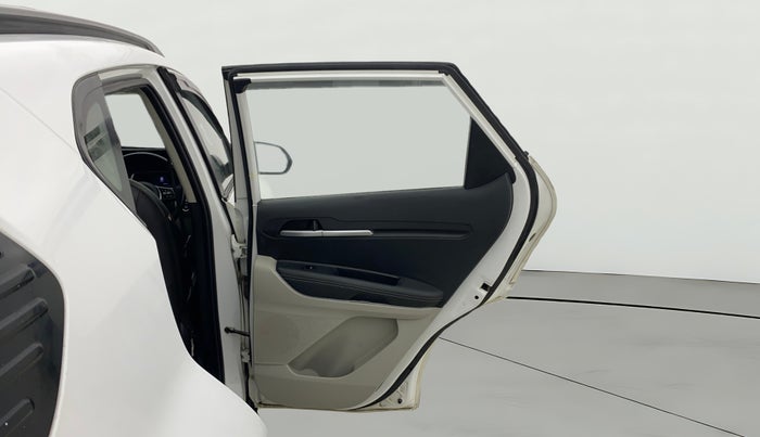 2021 KIA SONET HTX 1.0 IMT, Petrol, Manual, 39,789 km, RHS Rear Door