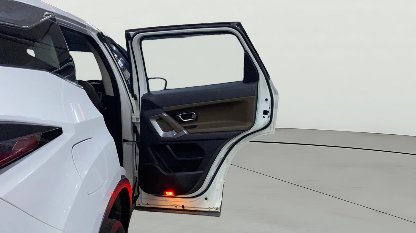 2022 Tata Harrier XZ SUNROOF 2.0L, Diesel, Manual, 46,528 km, RHS Rear Door