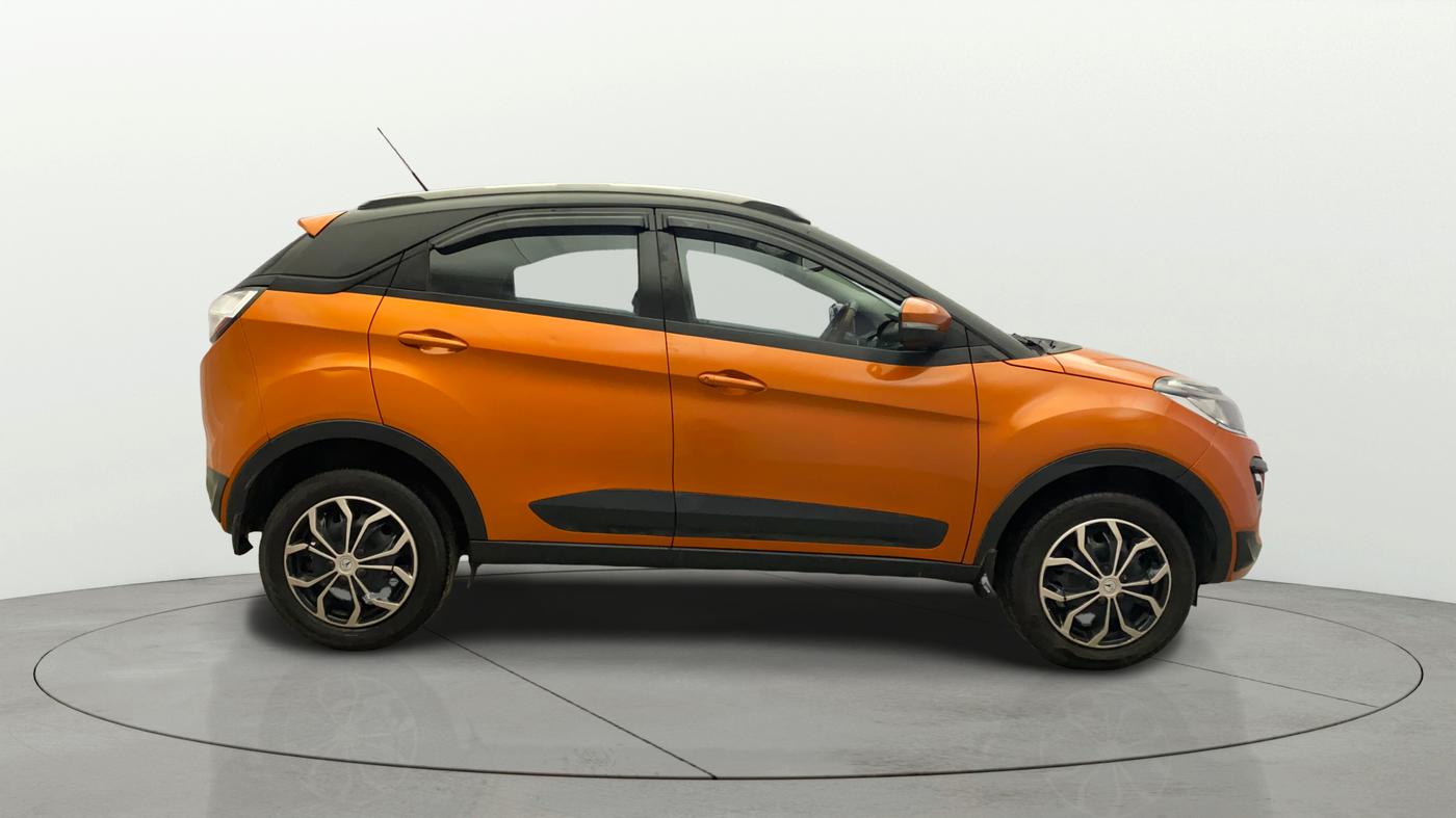 2019 Tata NEXON XT PLUS PETROL, Petrol, Manual, 1,09,366 km, Right Side View