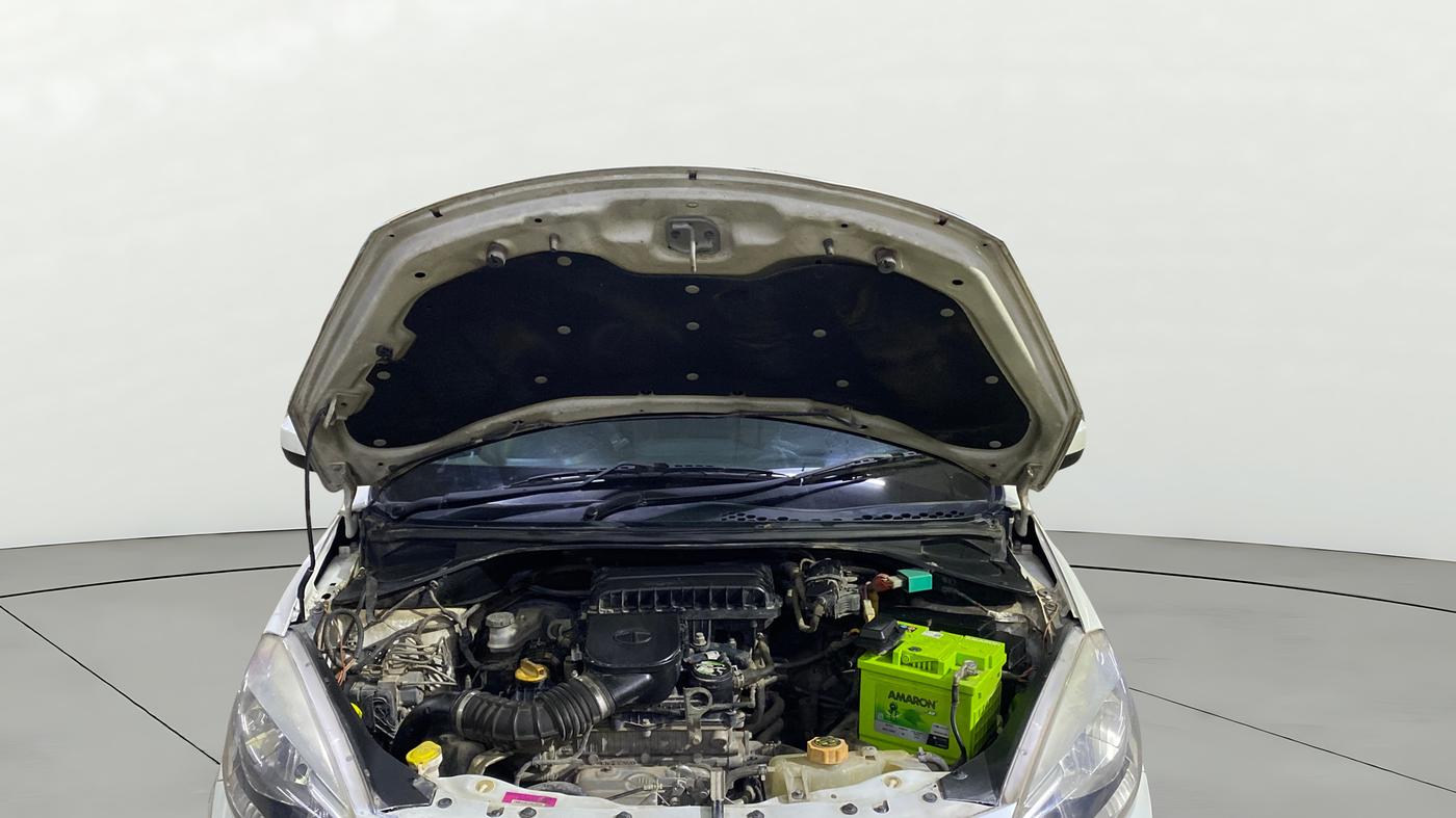 2019 Tata Tiago XT PETROL, Petrol, Manual, 1,08,114 km, Open Bonet