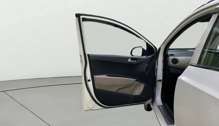 2016 Hyundai Grand i10 SPORTZ 1.2 KAPPA VTVT, Petrol, Manual, 61,854 km, LHS Front Door