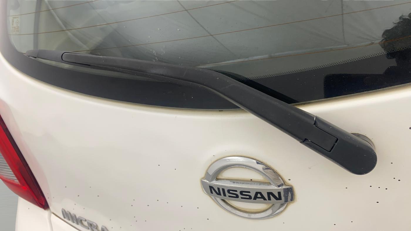 2014 Nissan Micra XV CVT, Petrol, Automatic, 1,02,607 km, Rear Wiper