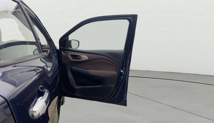 2023 Maruti FRONX SIGMA 1.2 MT, Petrol, Manual, 27,917 km, RHS Front Door