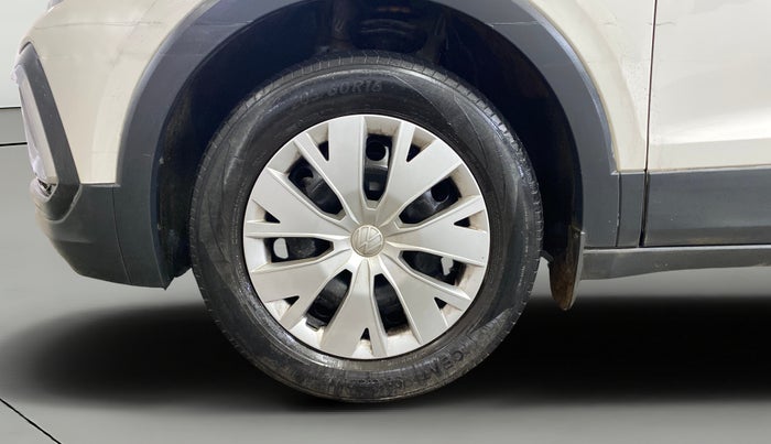 2023 Volkswagen TAIGUN COMFORTLINE 1.0 TSI MT, Petrol, Manual, 58,148 km, Left Front Wheel