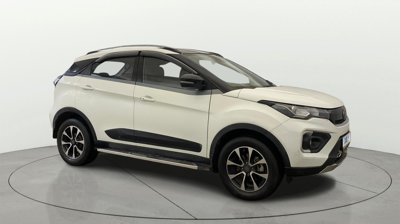 2021 Tata NEXON XZ PLUS DIESEL SUNROOF, Diesel, Manual, 1,02,332 km, Right Front Diagonal