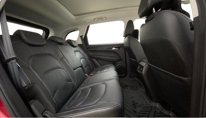 2020 MG HECTOR SHARP 1.5 DCT PETROL, Petrol, Automatic, 53,533 km, Right Side Rear Door Cabin