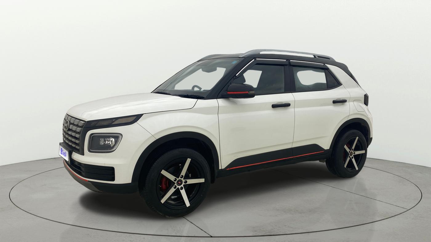 2023 Hyundai VENUE SX 1.2 PETROL, Petrol, Manual, 18,222 km, Left Front Diagonal