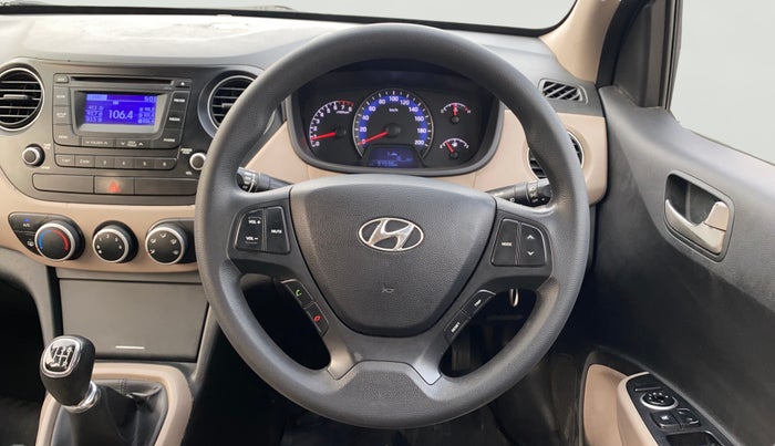 2015 Hyundai Xcent S (O) 1.2, Petrol, Manual, 97,591 km, Steering Wheel Close Up