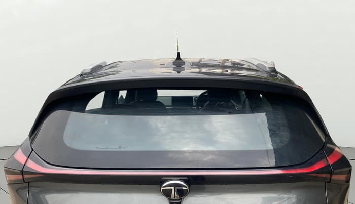 2024 Tata NEXON FEARLESS + SUNROOF DCA DUAL TONE 1.2 PETROL, Petrol, Automatic, 26,543 km, Rear Windshield