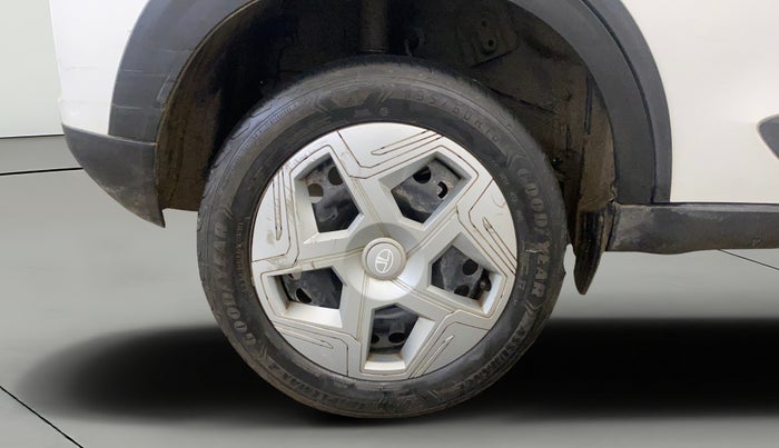 2024 Tata NEXON SMART+ 1.2 PETROL, Petrol, Manual, 27,437 km, Right Rear Wheel