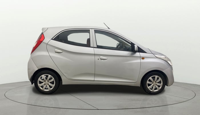 2013 Hyundai Eon SPORTZ, Petrol, Manual, 69,364 km, Right Side View