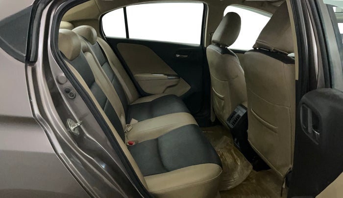 2014 Honda City 1.5L I-VTEC V MT, Petrol, Manual, 50,237 km, Right Side Rear Door Cabin