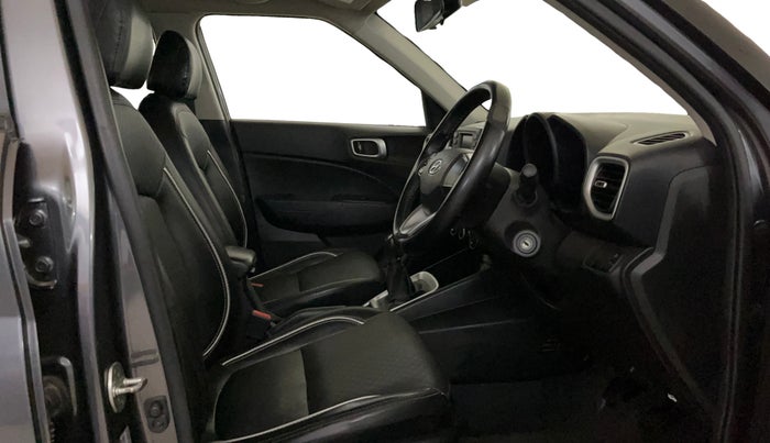 2020 Hyundai VENUE S 1.2, Petrol, Manual, 19,029 km, Right Side Front Door Cabin