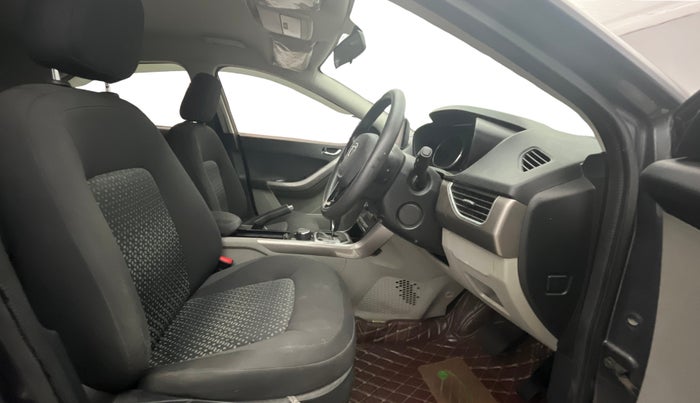 2018 Tata NEXON XZA PLUS PETROL, Petrol, Automatic, 29,932 km, Right Side Front Door Cabin