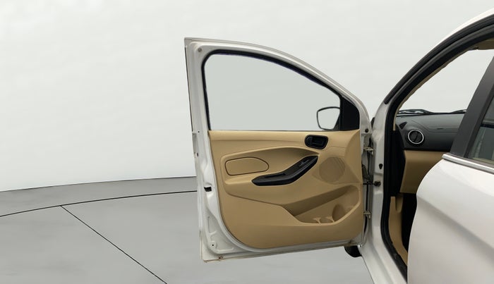 2018 Ford Figo Aspire AMBIENTE 1.2 PETROL, Petrol, Manual, 84,553 km, LHS Front Door