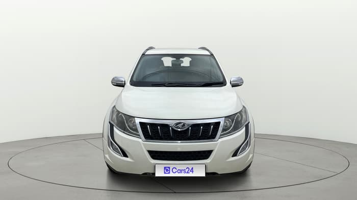 2016 Mahindra XUV500 W6 1.99, Diesel, Manual, 89,989 km, Front
